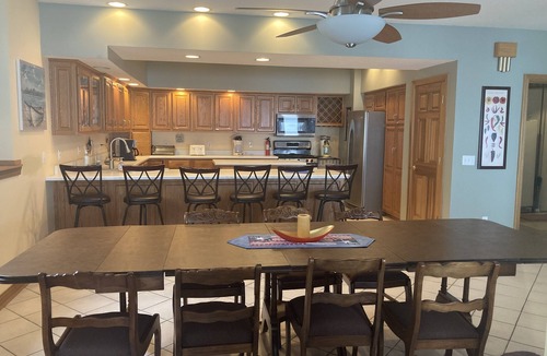 Angola House | Best Views And Most Space, Comfortably Sleeps 30 with Endless Opportunities!