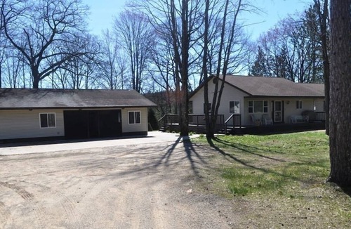 Kalkaska House | Blue Bear Hideout the ultimate set up for large groups and get togethers!