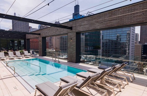 West Loop Gate Apartment | Blueground | West Loop, pool & gym, nr Willis