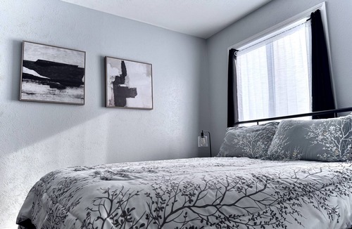 Georgetown Apartment | Boho Haven: Charming Hideaway 10 minutes from Notre Dame & UP Shopping Center