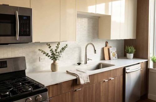 Near North Side Apartment | Boulevard Stays Just 5 Minutes from Magnificent Mile and River North 06