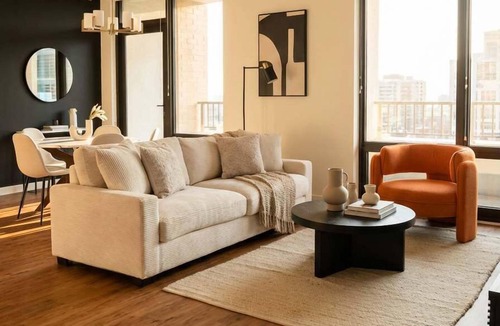 Near North Side Apartment | Boulevard Stays Just 5 Minutes from Magnificent Mile and River North 06