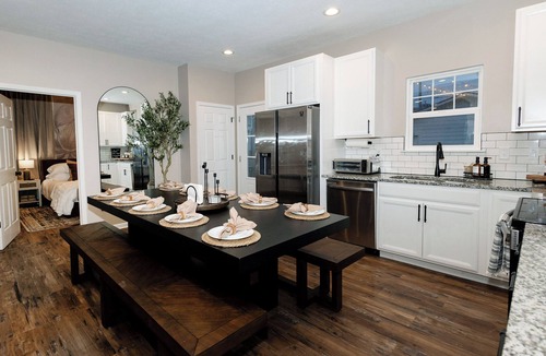 Holy Cross House | Brand New HGTV-Quality Family Retreat: Hot Tub, Sauna & Arcades