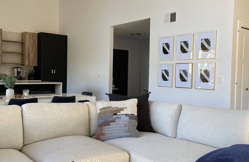 Stevensville House | Bright & Modern Home: Heated Pool Open 5/20-10/4
