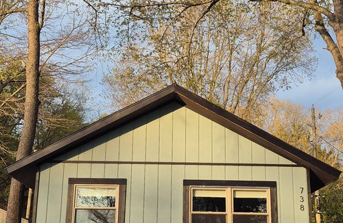 White Cloud Cabin | Brilliant 1-bedroom with loft cabin, with views of Diamond Lake in White Cloud
