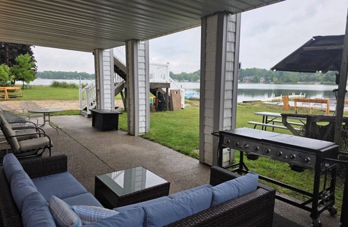Grand Rapids Apartment | Campau Lake Escape |1 of 4 levels | Hot tub karaoke game room