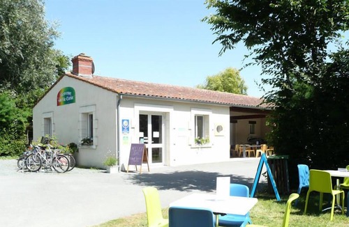 Chaille-les-Marais Ski Chalet | Camping l'Ile Cariot *** - 3 room chalet 6 people