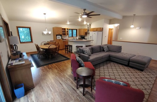 Sister Bay House | Cardinal Crest of Sister Bay