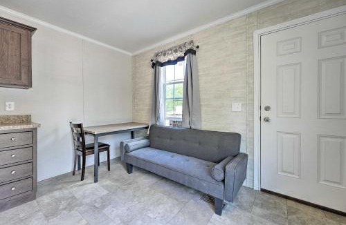 Cassopolis House | Cassopolis Cabin w/Lake & Fishing Access!