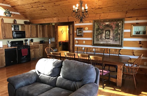 Magnet Cabin | ‘’Castle Colucci’Magnet Indiana,a slice of Heaven where the world stands still.