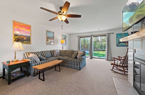 Carp Lake House | Cecil Bay Getaway : Family Summer Escape | Wilderness & Beach Fun- No A/C