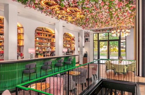 Richebourg - Saint-Clement Hotel | Chachacha Hôtel