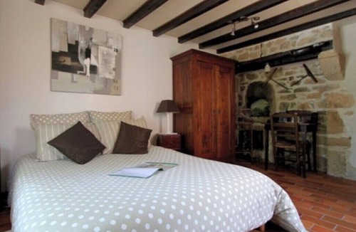 Roches Bed & Breakfast | Chambre D'hôte Dans un Domaine Avec Étangs de Pêche et Espace Bien-être