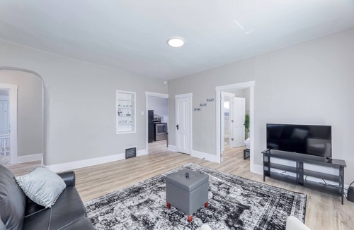 Greencastle Apartment | Charming 1BR Retreat Near DePauw University & Downtown Greencastle!