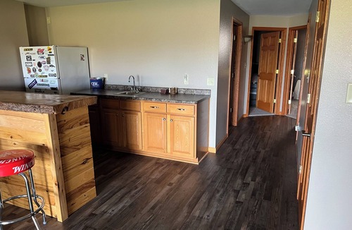 Leopolis House | Charming 3-bedroom house on 12 acres in beautiful Tigerton near Big Falls, WI