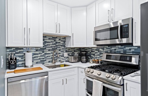 Villa Park House | Charming 3BR/2BA Retreat in Villa Park – Comfort, Space & Convenience!