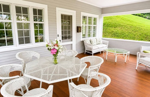 Harbor Springs House | Charming 4-bedroom house in downtown Harbor Springs with water views and AC