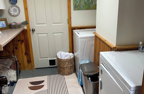 Oconomowoc House | Charming 4-bedroom monthly rental near historic Downtown Oconomowoc in Lake coun