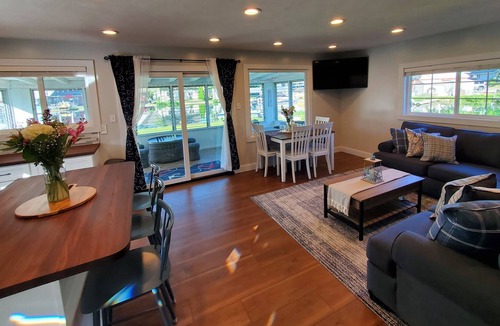Syracuse House | Charming completely remodeled 3 Bedroom 1 Bath home on Dewart Lake, Private Pier