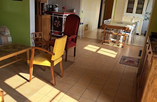 Loir en Vallee Cottage | Charming Countryside Home: Fireplace, BBQ, Kids' Playground, and Summer Pool in Loir en Vallée