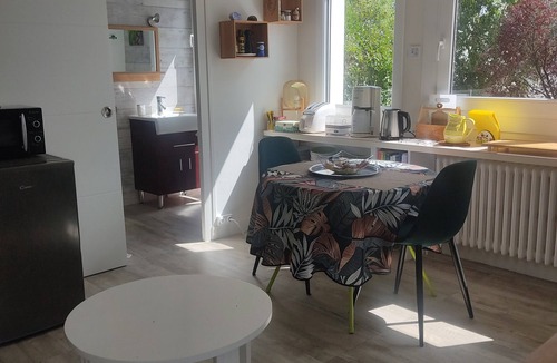 Saint-Malo-de-Guersac Apartment | Charming vacation rental studio, countryside, large garden, beach 15 minutes away