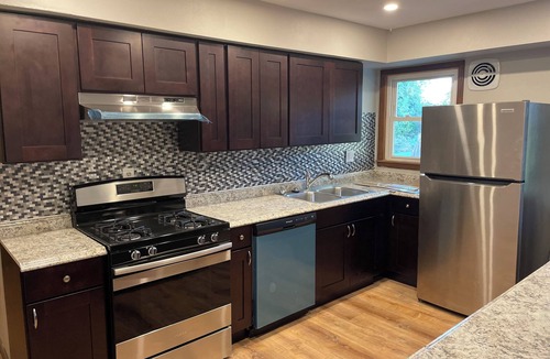 Menomonee Falls House | Charming remodeled 2-bedroom furnished home in safe, delightful Menomonee Falls