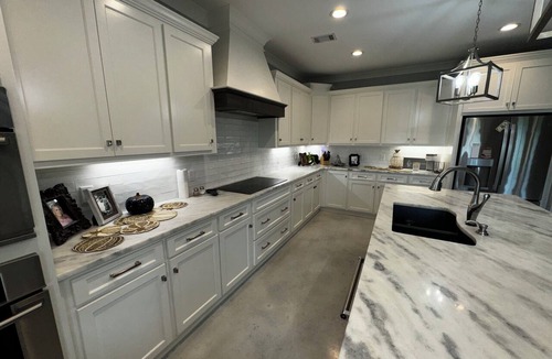 Cottondale House | Charming Rental Property with Dual Master Suites - 10 Minutes from UA Campus!