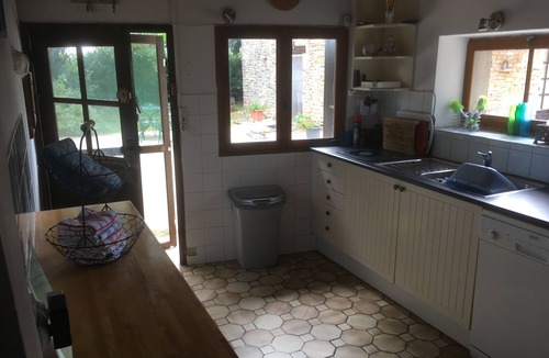 Messe House | Charming, Spacious Dog-Friendly Holiday Rental with 2 Houses & Large Heated Pool
