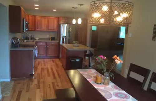 Cheboygan House | Cheboygan Getaway Waterways,Trails & Mackinac Island Adventures!