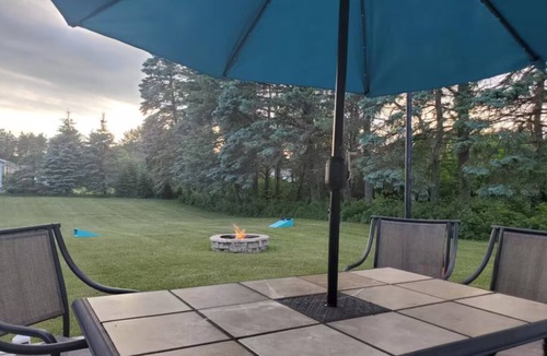 Cheboygan House | Cheboygan Getaway Waterways,Trails & Mackinac Island Adventures!