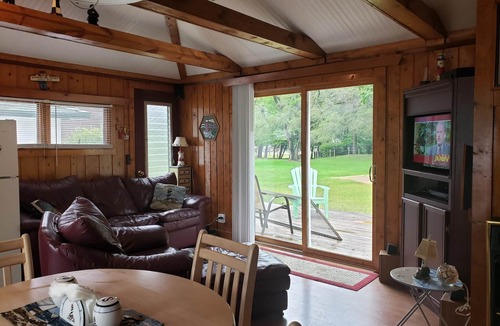 Silver Lake Cottage | Cherish the Memories with a Perfect Family Getaway