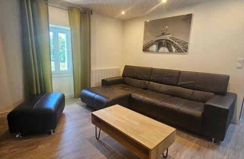 Chateau-Thebaud Apartment | Chez Pascal Sissi -Au Coeur de Vignes, parking free