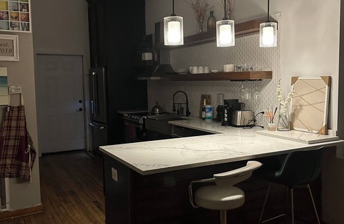 Douglas Apartment | Chic 1-bedroom apartment,15mims from downtown
