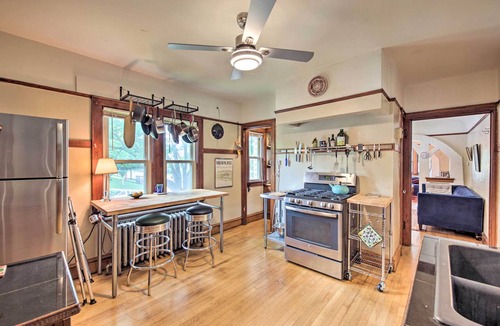 Riverwest Apartment | Chic Milwaukee Apartment in Hip Neighborhood!