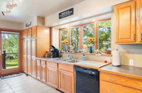 Bellaire House | Clam Lake Waterfront -sl. 13 - Fast ride to Torch.