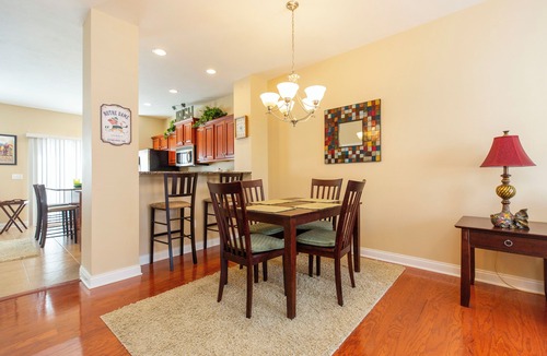 Roseland House | Clancey's Place, a 3-bedroom luxury townhouse near Notre Dame & St. Mary’s!