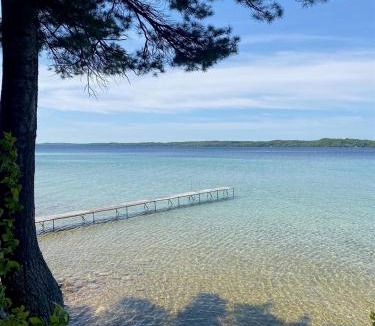 Alden House | Classic Lake Home