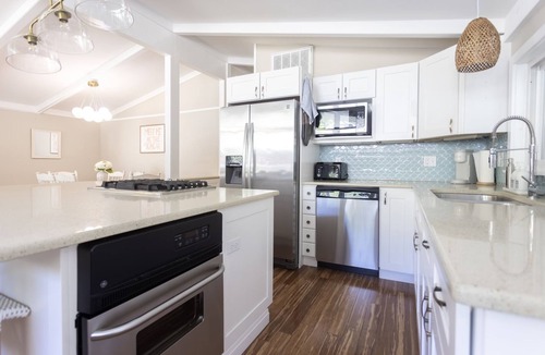 Grand Beach House | Coastal Comfort:Hot Tub Home a Block to the Beach