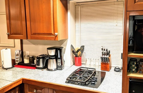Shelby Cottage | Cobmoosa Shores Cottage: Private Beach, Silver Lake ORV Park, and Wi-Fi!