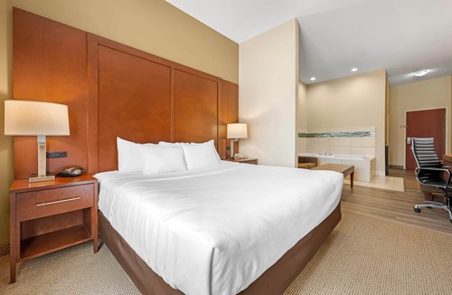 Saint Marys  Saint Joseph County Hotel | Comfort Suites South Bend near Casino