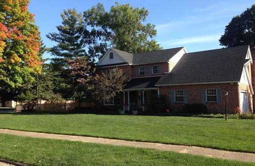 South Bend House | Comfortable, updated, spacious family home for Notre Dame football weekends