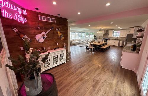 Port Sanilac Cottage | Completely remodeled getaway! Walking distance to beach, restaurants and bars