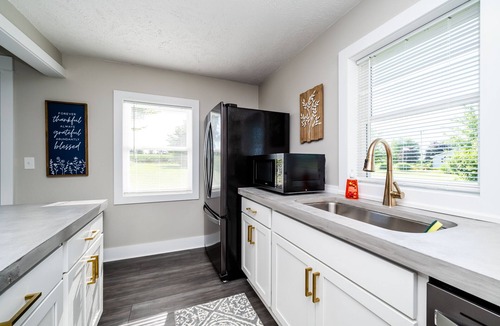 Bridgman House | Completely remodeled house close to the beach, golf, and tons of wineries!
