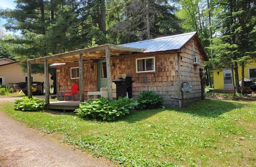 Au Train Cottage | Cottage #2 on AuTrain River Near Lake Superior Beach, Pictured Rocks, Waterfalls