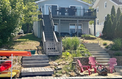Kalamazoo House | Cottage of "Zoo"topia on Eagle Lake