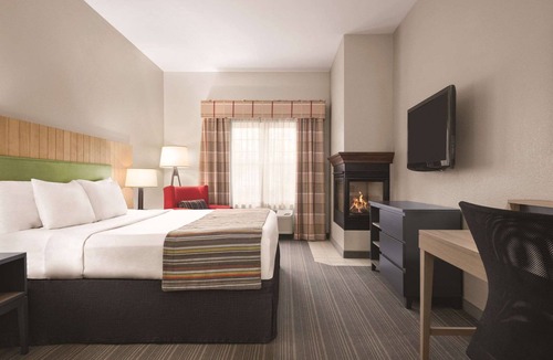 Schaumburg Hotel | Country Inn & Suites by Radisson, Schaumburg, IL