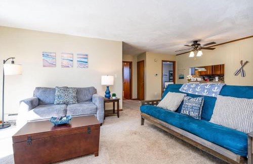 Rockford Apartment | Countryside Cottages near Lake Bella Vista