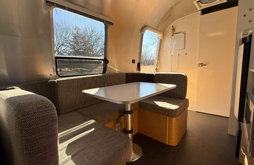 Morris House | Cozy 1-bedroom Bambi Airstream camper on a 56 acre farm with stream and woods.