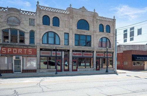 Wabash Apartment | Cozy 1-bedroom loft apartment with AC and WiFi in charming Wabash