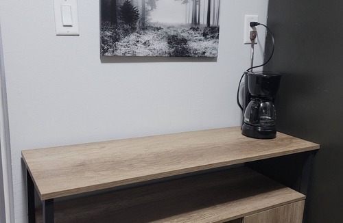 Whittaker Apartment | Cozy 1-bedroom with WiFi and AC in charming Ypsilanti